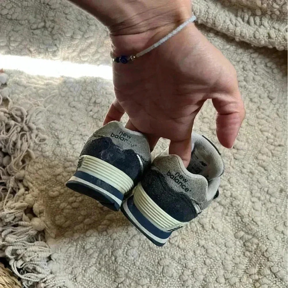 New balance blue sneakers size 5C - Picture 8 of 8